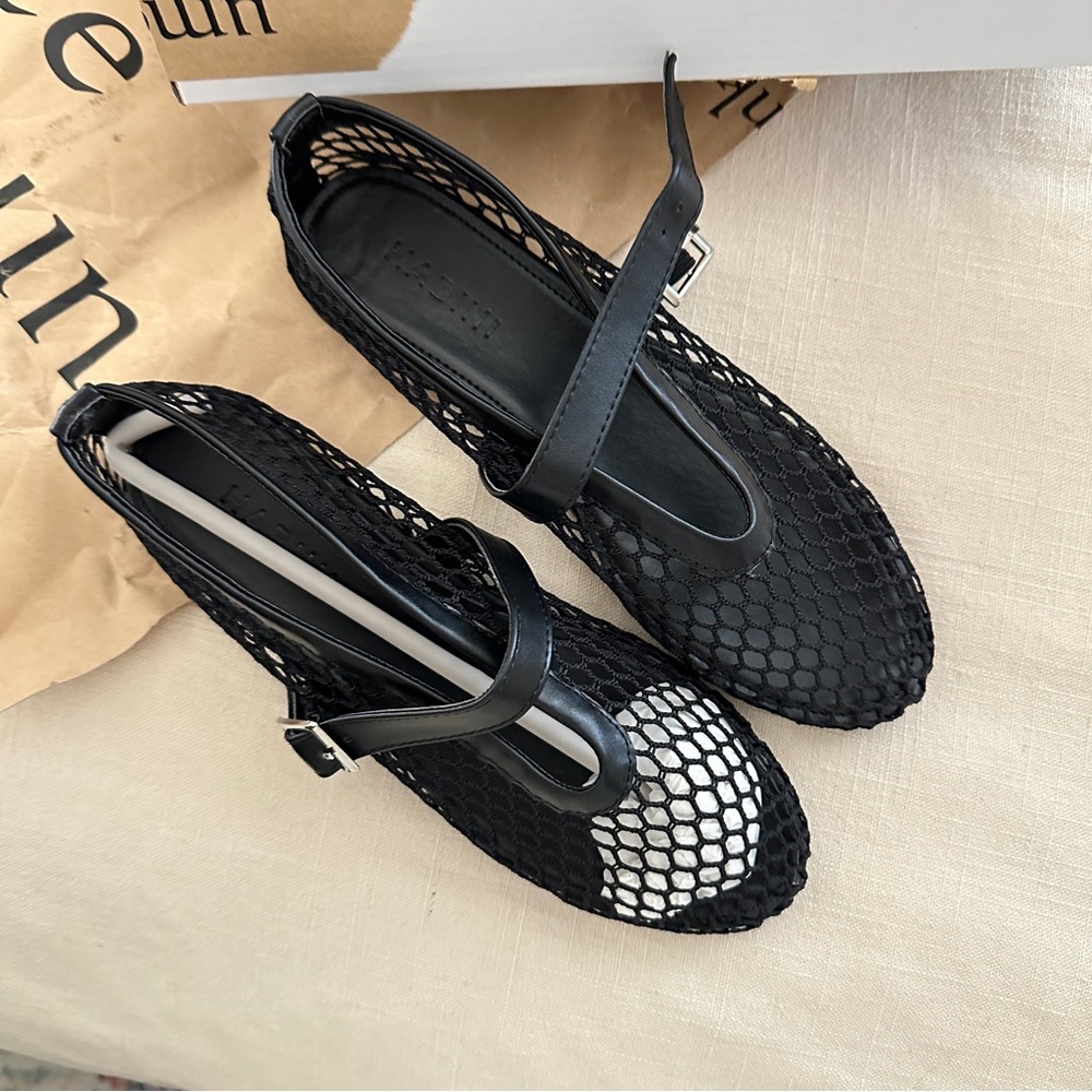 BNWB Source Unknown Mary Jane Sock Flats SZ 6.5